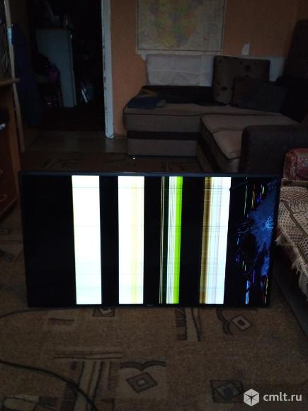 Телевизор LED DEXP F40D7200E. Фото 1.