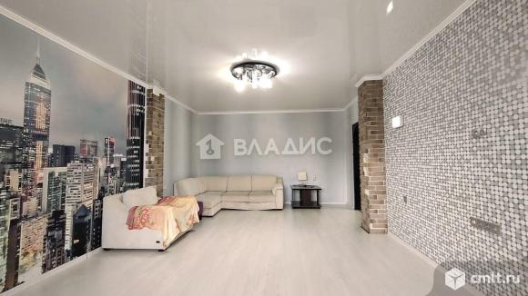 2-комнатная квартира 75,4 кв.м. Фото 1.