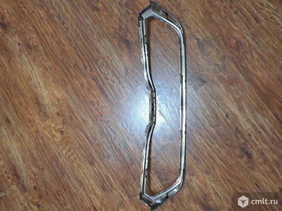 Продам рамку радиатора. Фото 1.