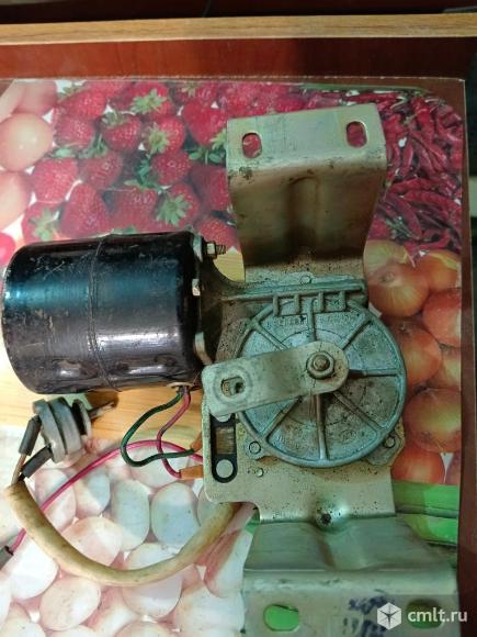 Двигатель дворников СЛ-100. Фото 3.