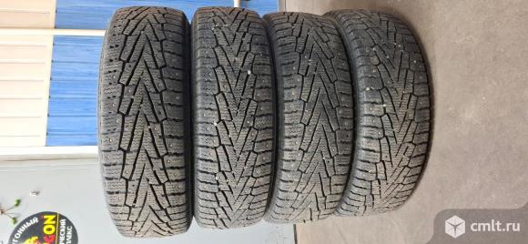 Шины зимние шипованные 205 65 R16C. Фото 1.
