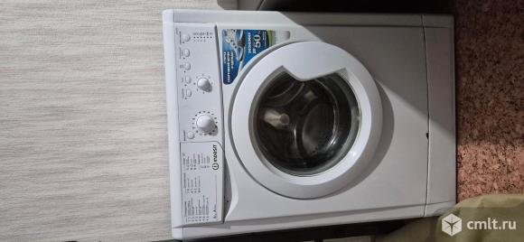 Стиральная машина Indesit. Фото 1.