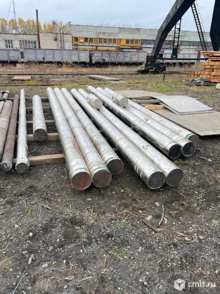 Предлагаем: круг 12Х18Н10Т диаметром 220мм. в количестве 13тн.. Фото 1.