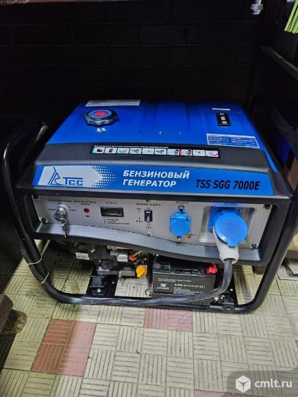 Бензогенератор Газ/Бенз TSS 8кВт 220в отл.сост. Фото 1.
