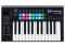 Миди клавиатура Novation Launchkey 25. Фото 1.