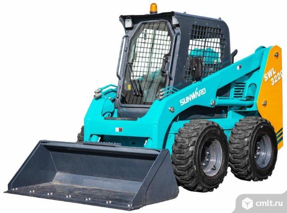 Водитель минипогрузчика. Фото 1.