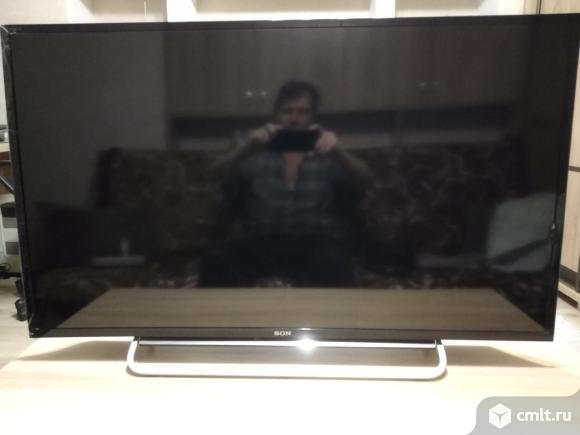 Телевизор ж/к Soy KDL-40W605B. Фото 1.