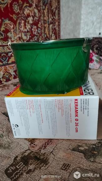 Подставка-резервуар для новогодней елки керамическая. Фото 3.