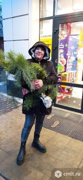 Продавец. Фото 1.