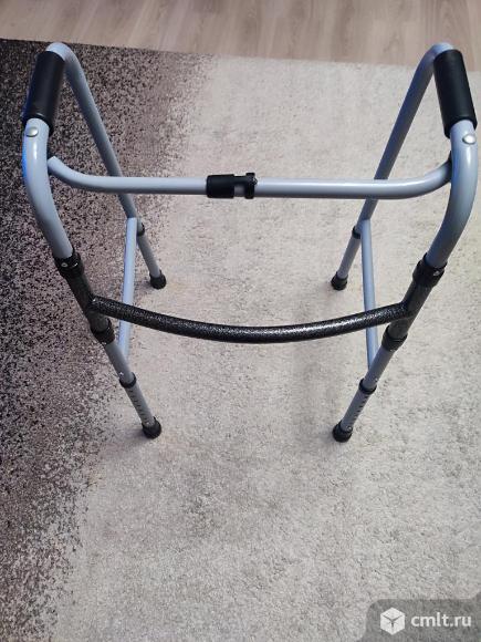 Ходунки для пожилых. Фото 1.