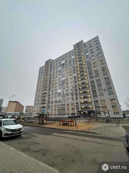 3-комнатная квартира 76,6 кв.м. Фото 1.