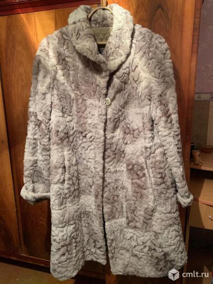 Продаю шубу женскую. Фото 3.