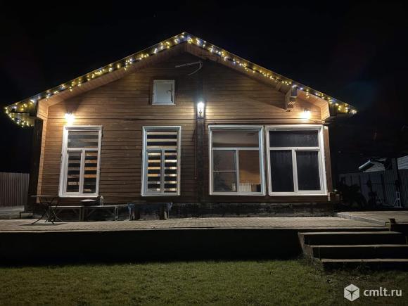 Коттедж посуточно 100 м2. Фото 1.