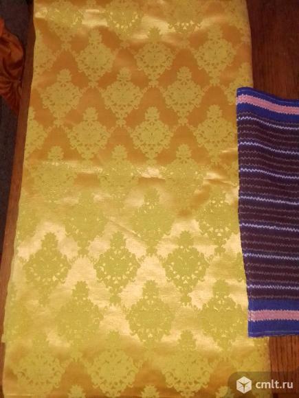 Отдам даром постельное, покрывала, и тд. Фото 1.