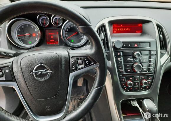 Opel Astra - 2012 г. в.. Фото 6.