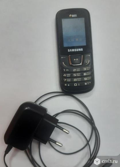 Телефон Samsung GT-E1282Т. Фото 2.