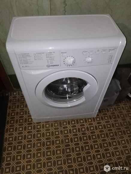 Стиральная машина Индезит. Фото 1.