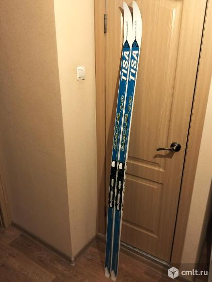 Лыжи. Фото 1.