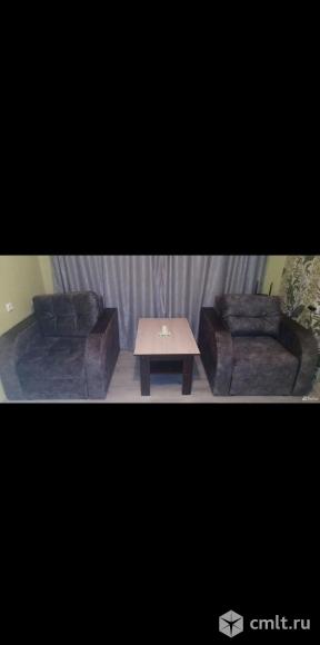 Два кресла и журнальный столик. Фото 4.