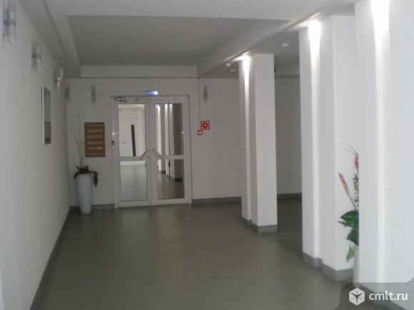 Нежилое помещение площадью 2 218 кв. м. Фото 1.