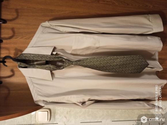 Костюм-тройка с рубашкой и галстуком. Фото 9.