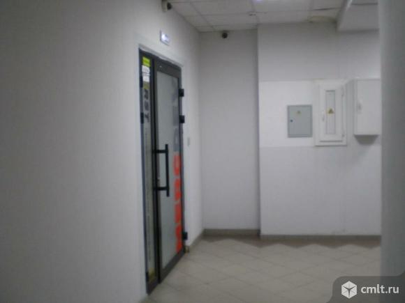 Нежилое помещение площадью 1 436,1 кв. м. Фото 1.