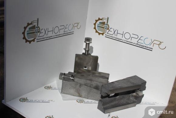 Клиновые опоры 110, 130, 140. Производство. Фото 1.