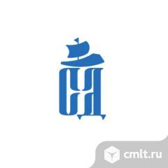 Официант-универсал. Фото 1.