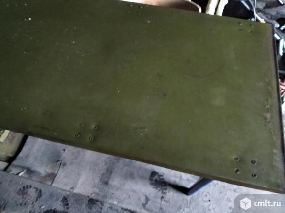 Стол электромонтажника с освещением и розетками. Фото 3.