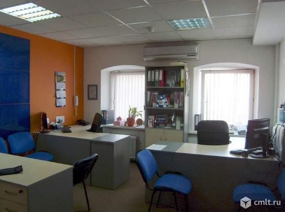 Аренда офиса 159 м2. Фото 1.