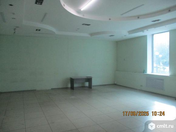 Аренда офиса 155.7 м2. Фото 1.