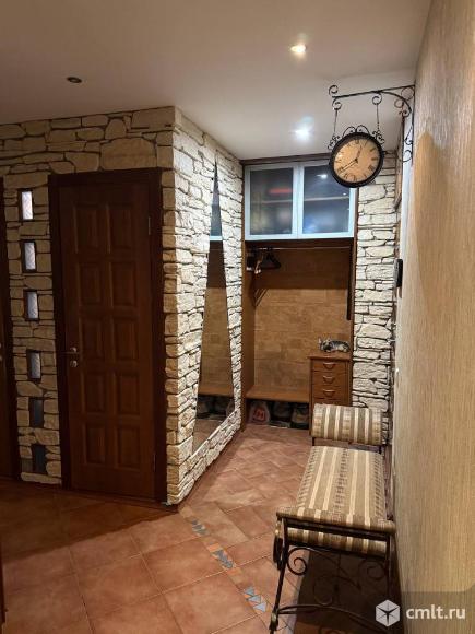 Светлая двухкомнатная с видом на лес. Фото 1.