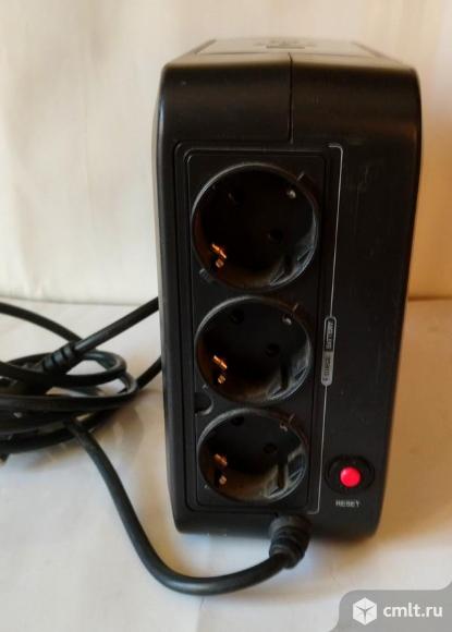 Бесперебойник CyberPower DX400E-RU. Фото 3.