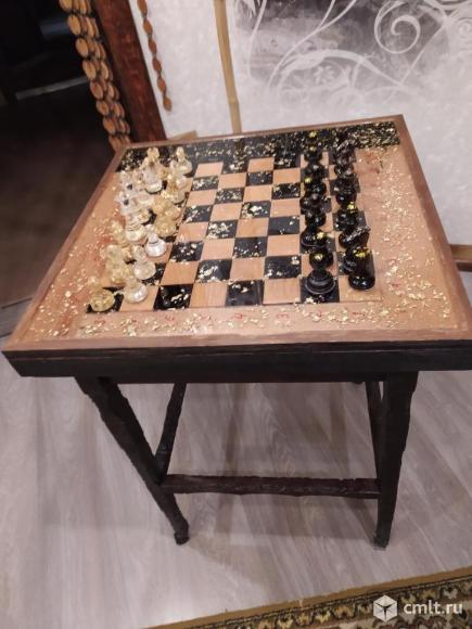 Шахматный стол. Фото 1.