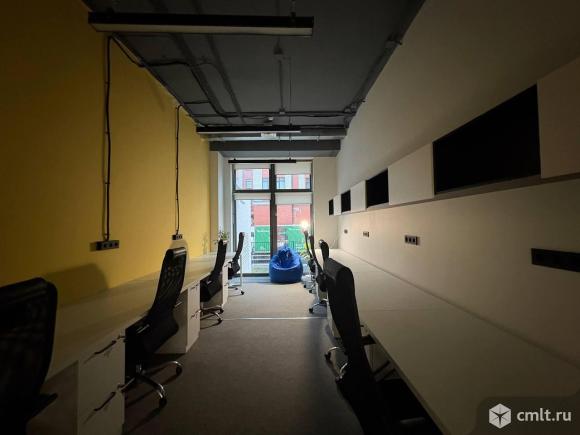 Аренда офиса 1500 м2. Фото 1.