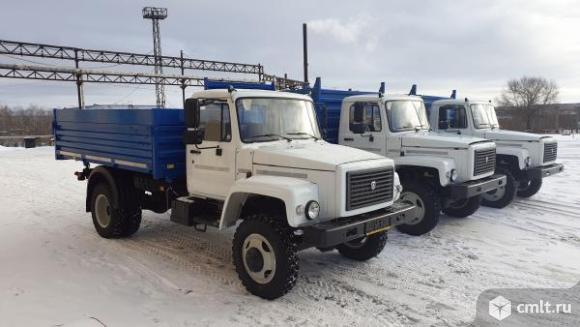 Вывоз мусора ломовоз. Фото 4.