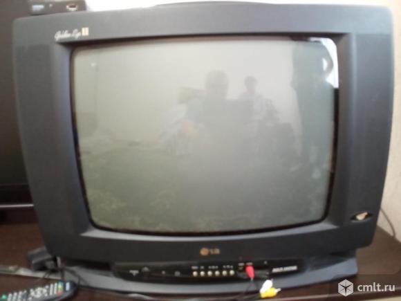Телевизор кинескопный цв. LG CF-20K50E. Фото 1.