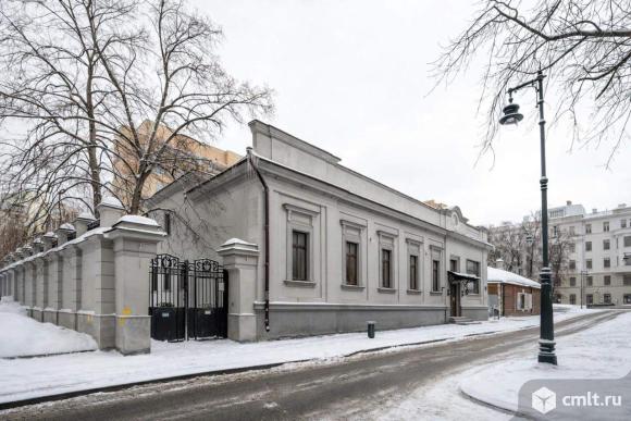 Продается здание 704.7 м2. Фото 1.