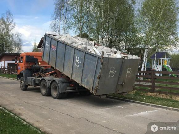 Вывоз бытового крупногабаритного мусора контейнером 8 м3. Фото 4.