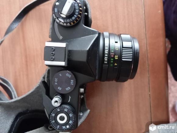 Фотоаппарат пленочный Зенит. Фото 1.