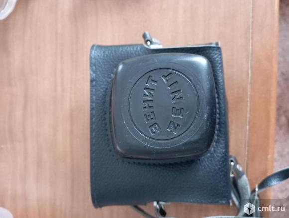 Фотоаппарат пленочный Зенит. Фото 3.