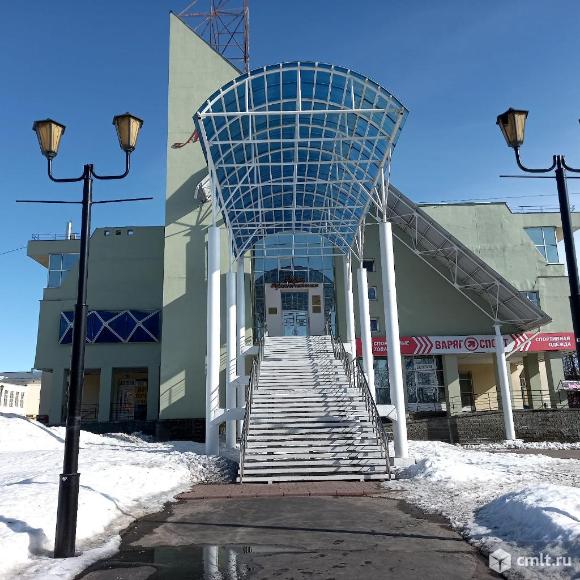 АО "Банк ДОМ.РФ" реализует торгово-офисное здание ТЦ Маяк. Фото 1.