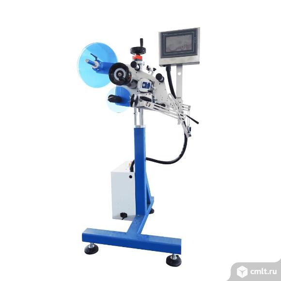 Автоматическая этикетировочная машина ЭМ04.00. Фото 1.