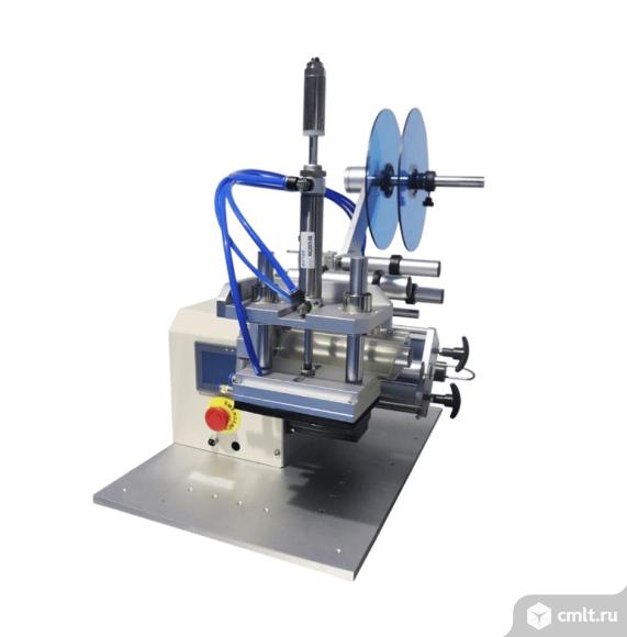 Этикетировочный автомат для плоских поверхностей ЭН00.07. Фото 1.