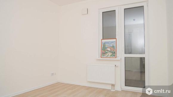 Продам новую квартиру с 3-мя спальнями в  СПб. Фото 1.