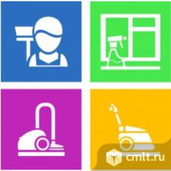 Уборщик (уборщица) в клининговую компанию. Фото 1.