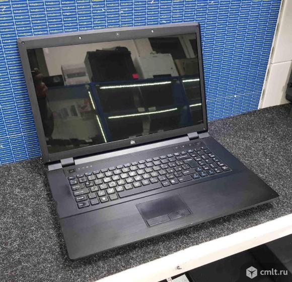 Ноутбук Dns w170er. Фото 1.