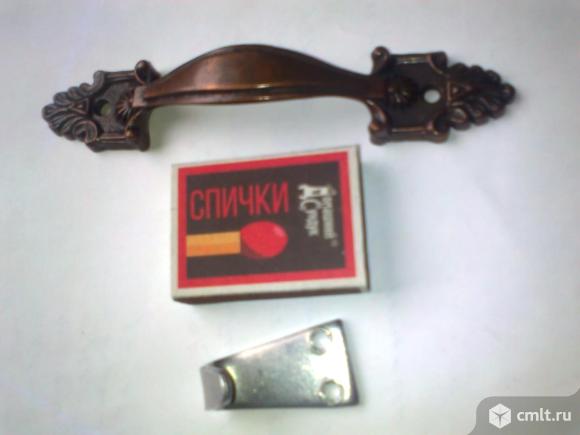 Крючки,ручки.. Фото 1.