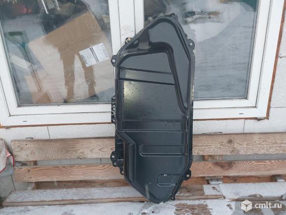 Топливный бак стальной 45 л.  Toyota Yaris, 1999-2005 г.в.номер 7700152030, 7700152090, 7700152021Номера замен770014603077001520207700152021770015209077001460315430081T96518810900769060081