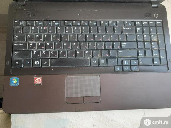 Ноутбук Samsung NP-R540H. Фото 4.